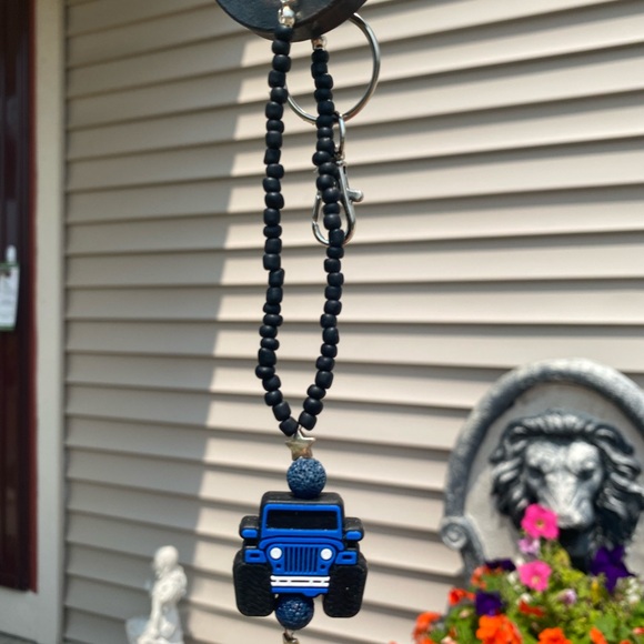 Handmade Resin Duck Jeep Rearview Mirror Charm- Keychain- Backpack - Purse Charm - Picture 6 of 7